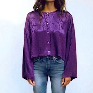 ZARA Jacquard Purple Blouse w/ Jeweled Buttons and Bell Sleeves, Wmn’s Sz M